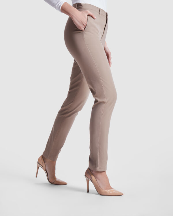 BEVERLY WOMAN - Image 2